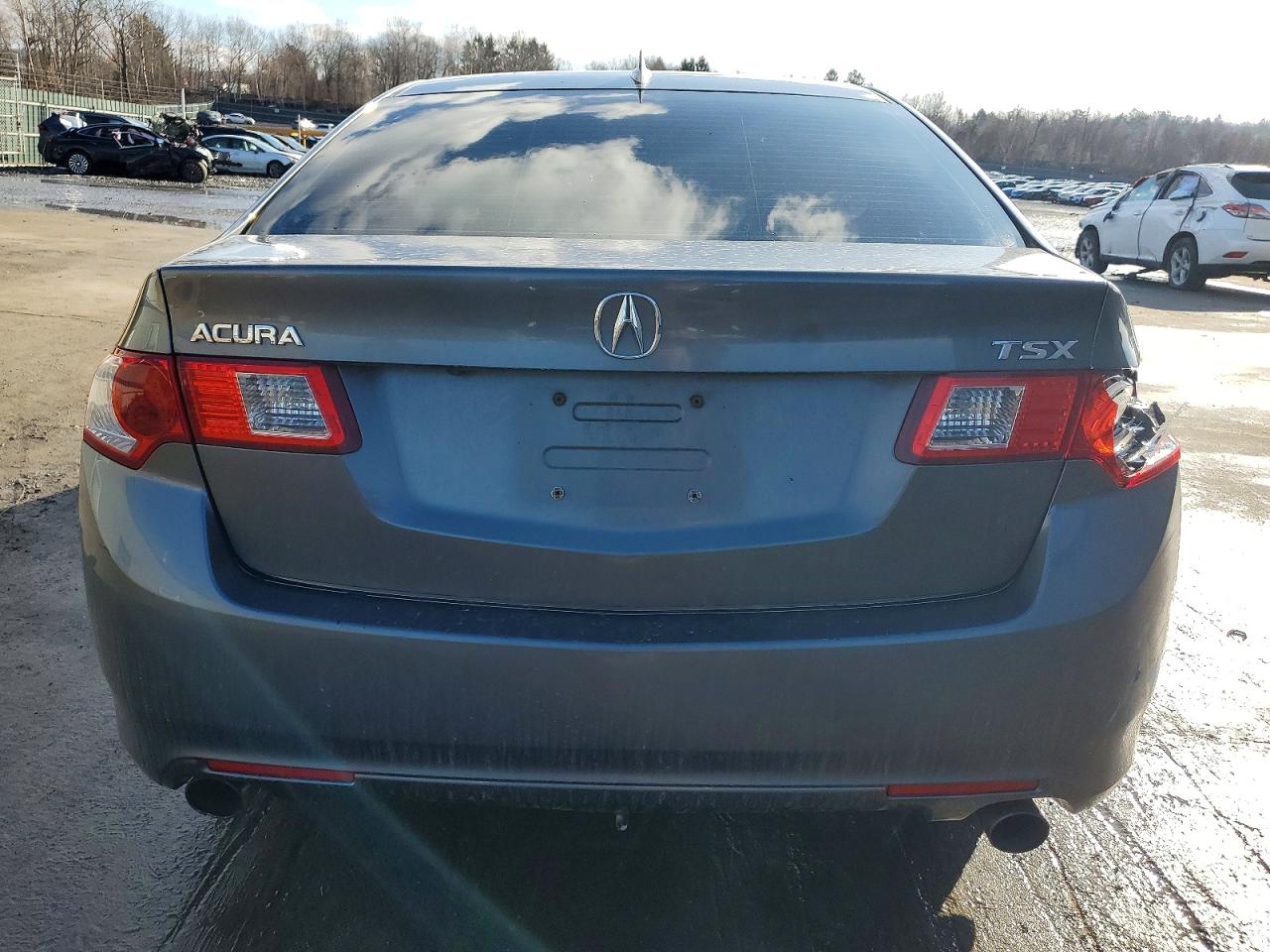 2010 ACURA TSX photo 6