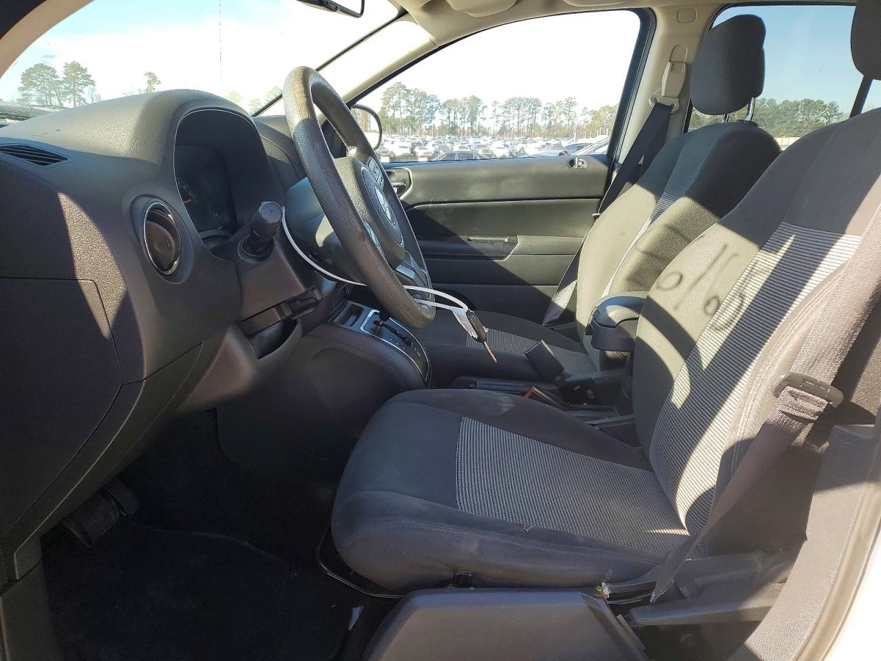 2016 JEEP COMPASS SPORT photo 13