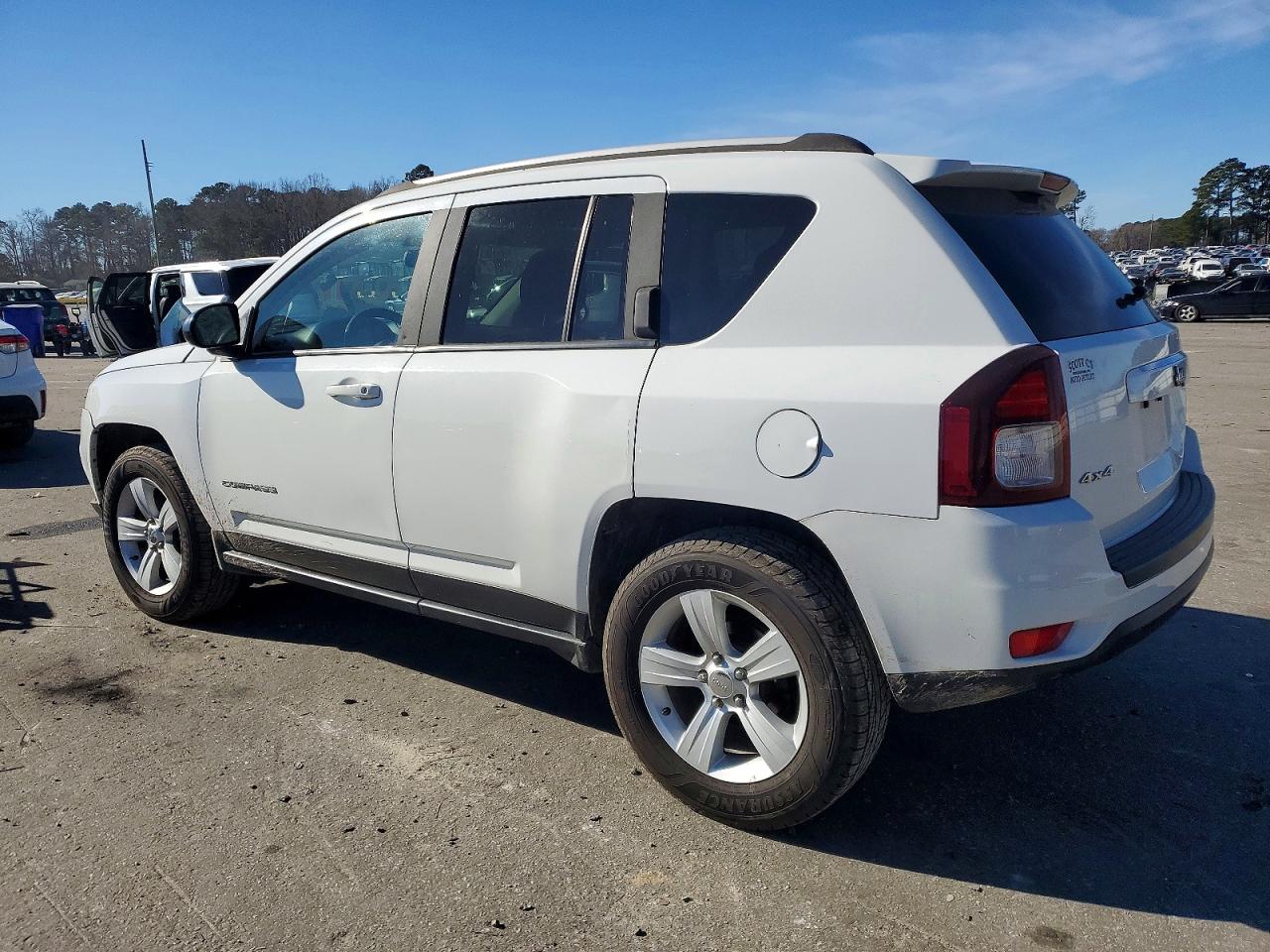 2016 JEEP COMPASS SPORT photo 3