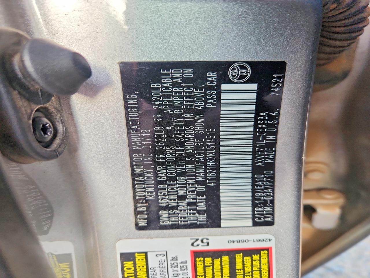 2019 TOYOTA CAMRY photo 25