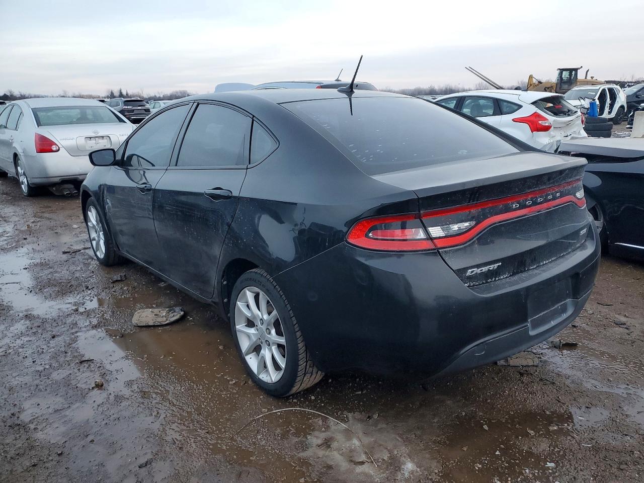 2013 DODGE DART SXT photo 2