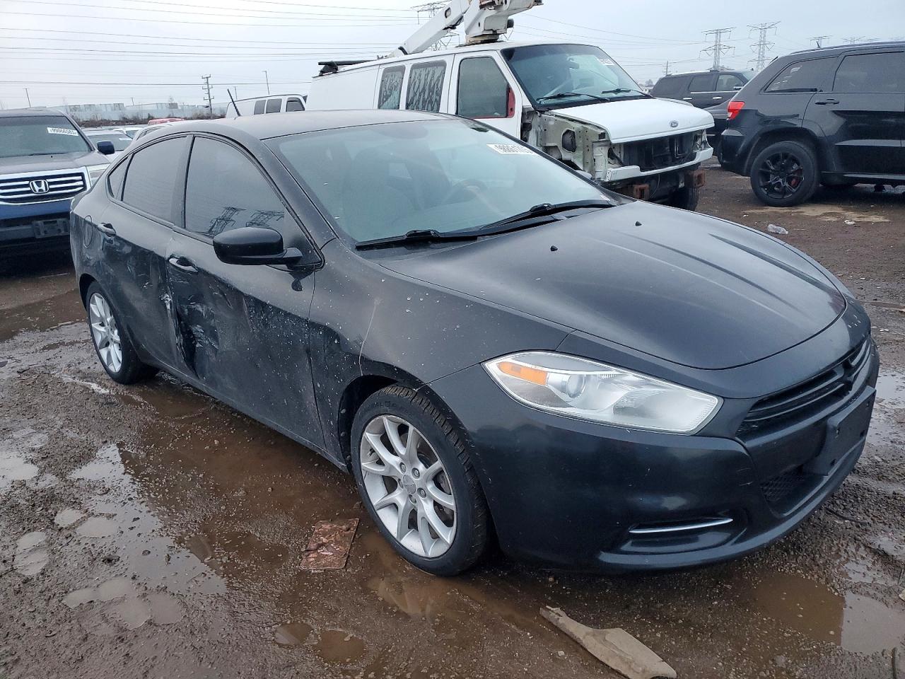 2013 DODGE DART SXT photo 4