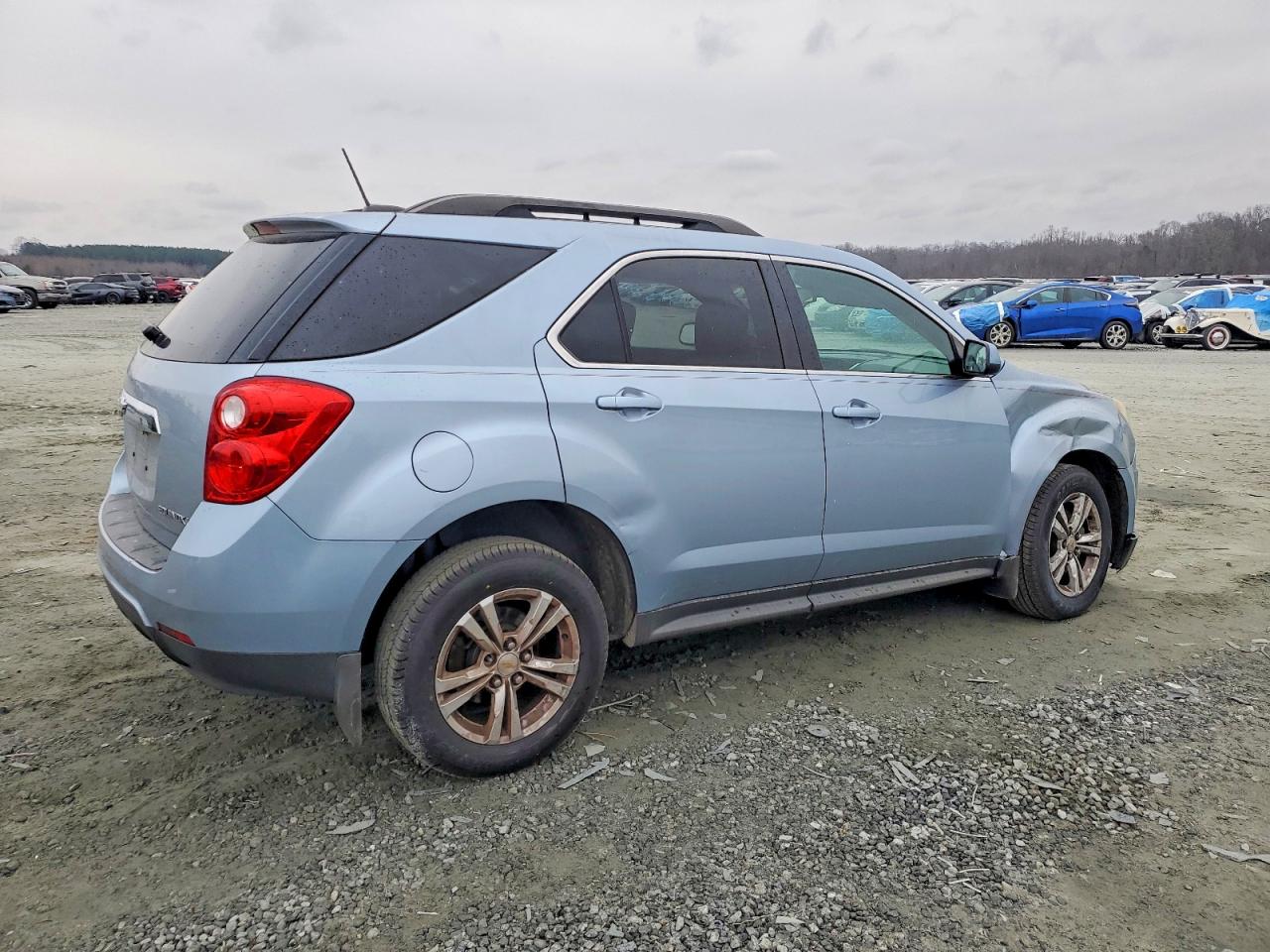2015 CHEVROLET EQUINOX LT photo 3
