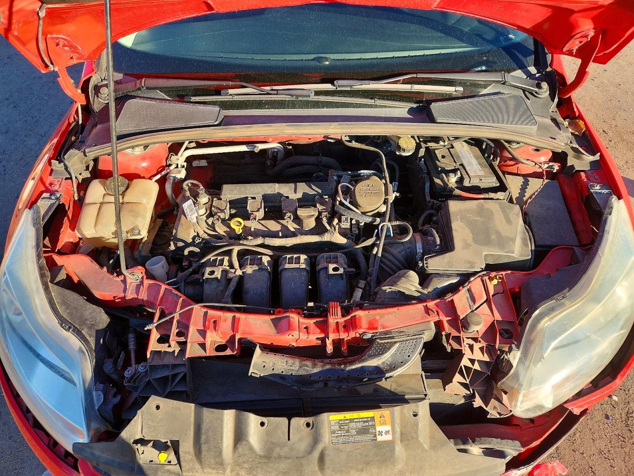 2014 FORD FOCUS SE photo 31
