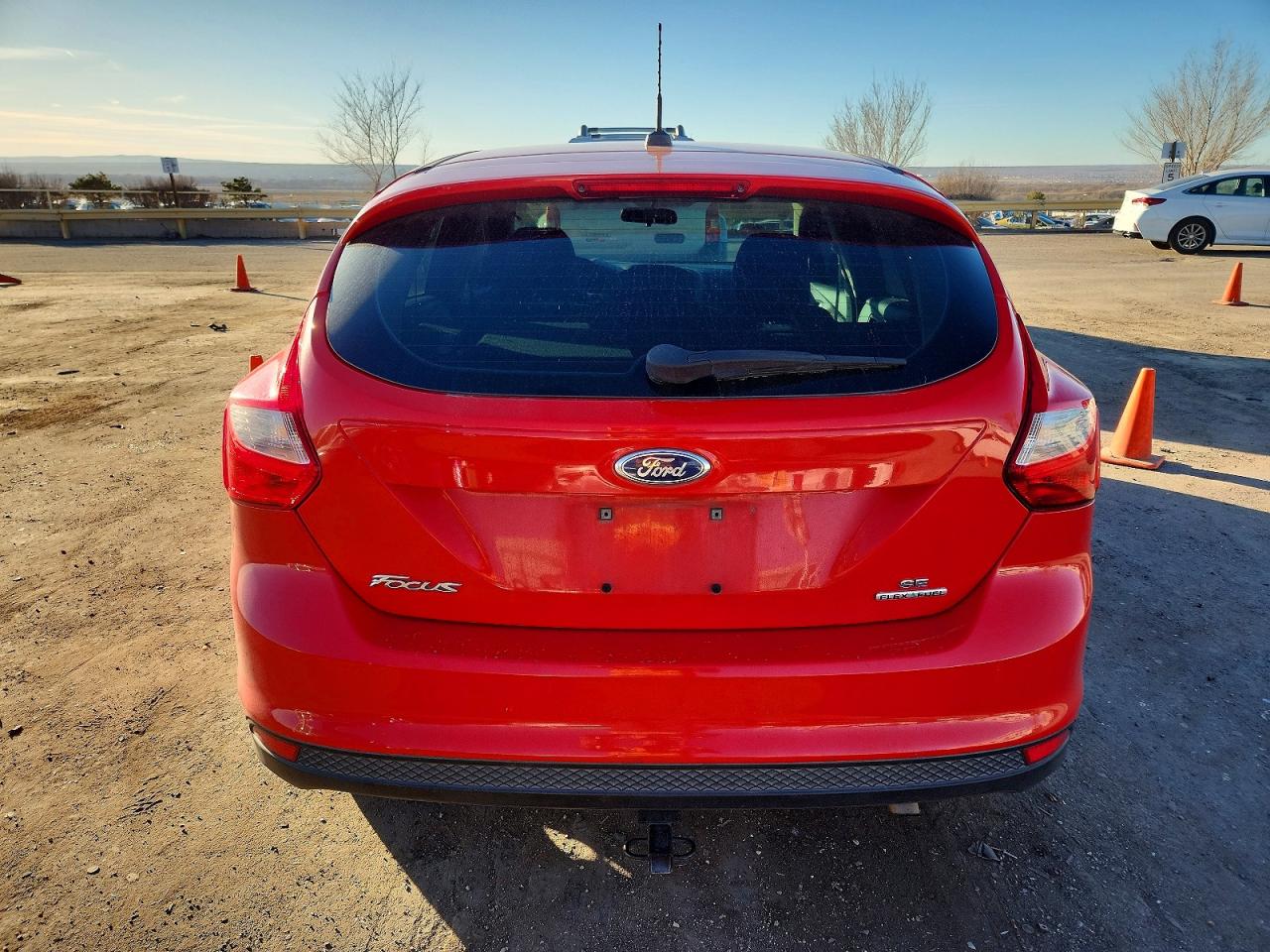 2014 FORD FOCUS SE photo 16
