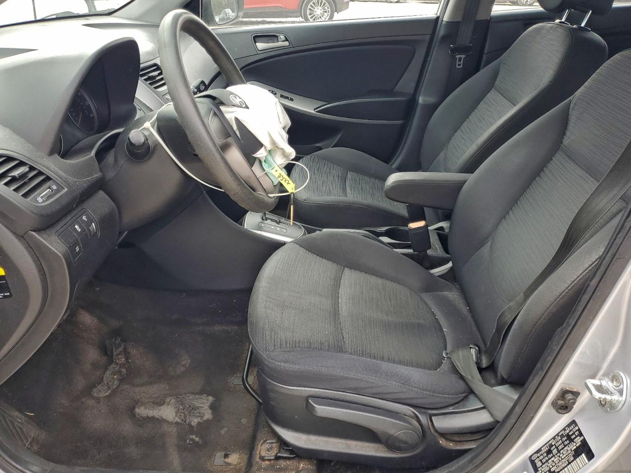 2017 HYUNDAI ACCENT SE photo 13