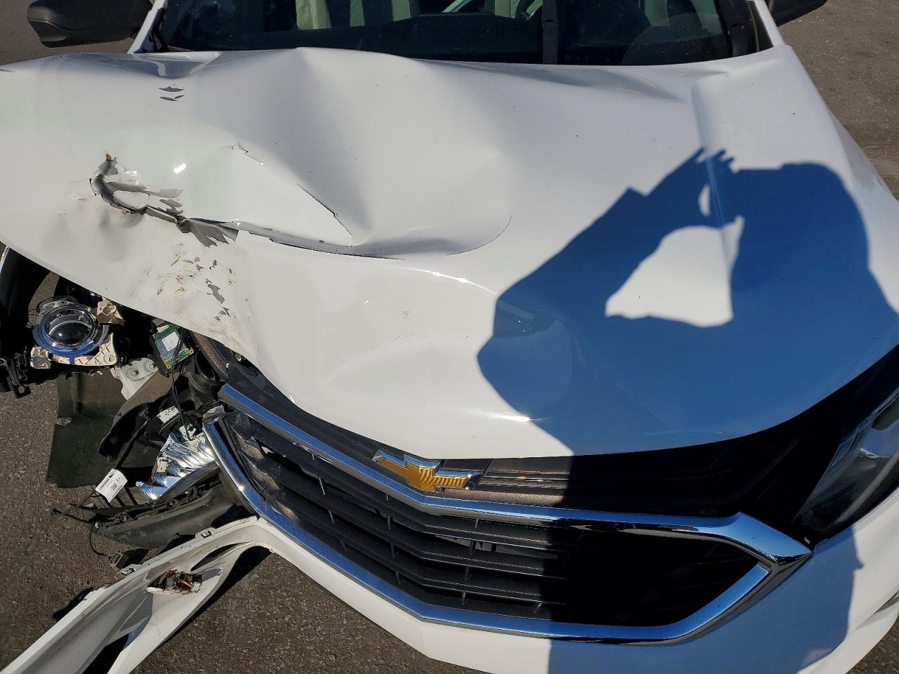 2020 CHEVROLET EQUINOX LS photo 12