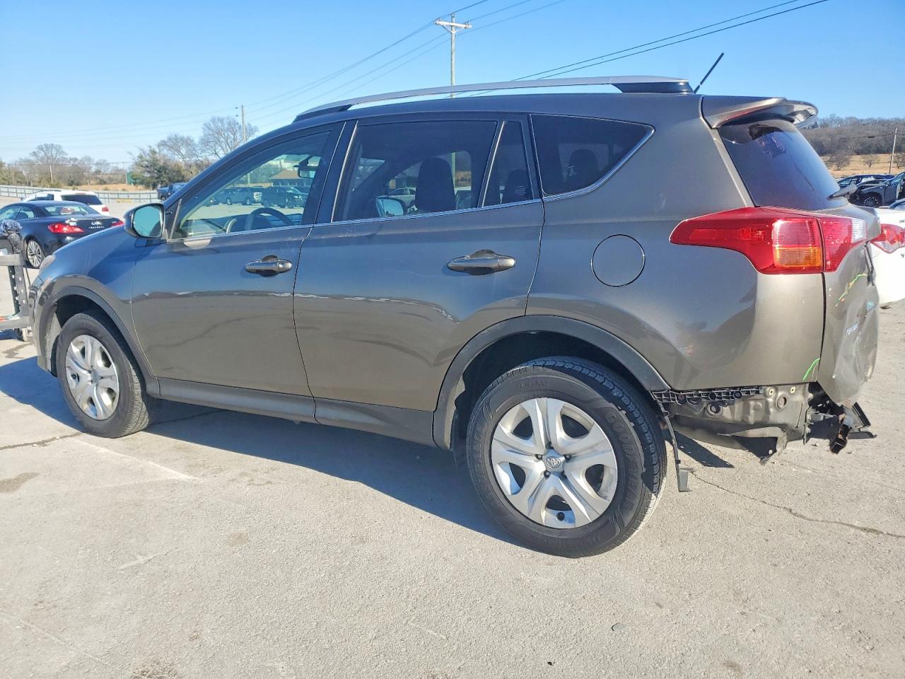 2014 TOYOTA RAV4 LE photo 2