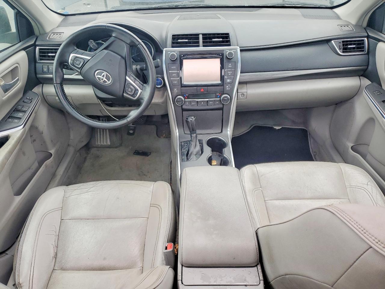 2015 TOYOTA CAMRY HYBRID photo 8