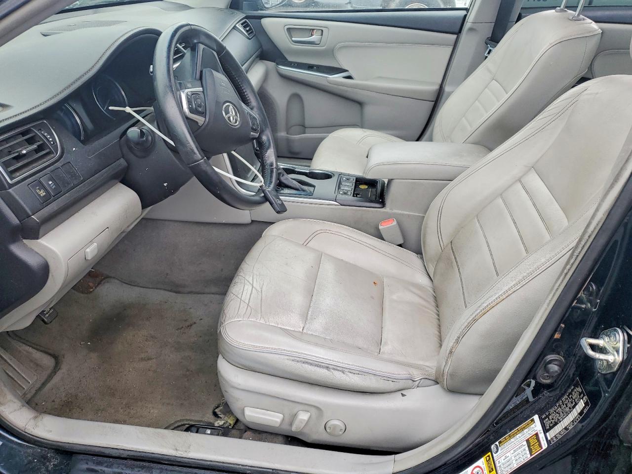 2015 TOYOTA CAMRY HYBRID photo 7