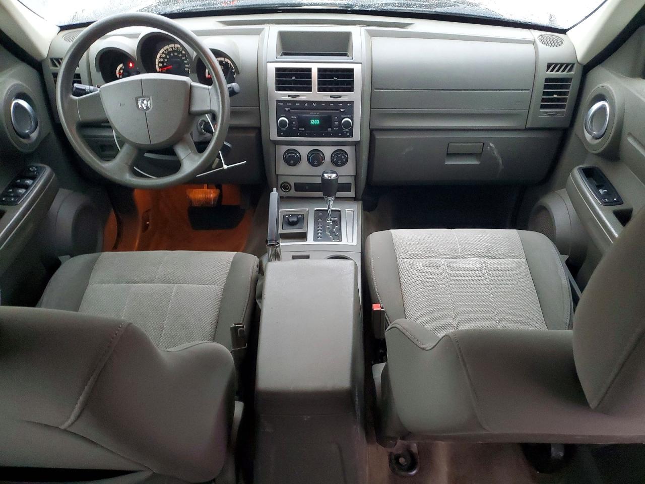 2008 DODGE NITRO SXT photo 8
