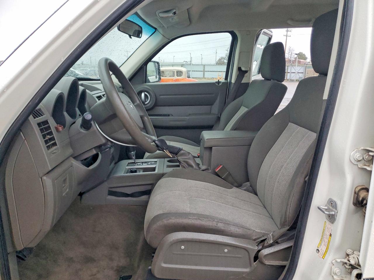 2008 DODGE NITRO SXT photo 7