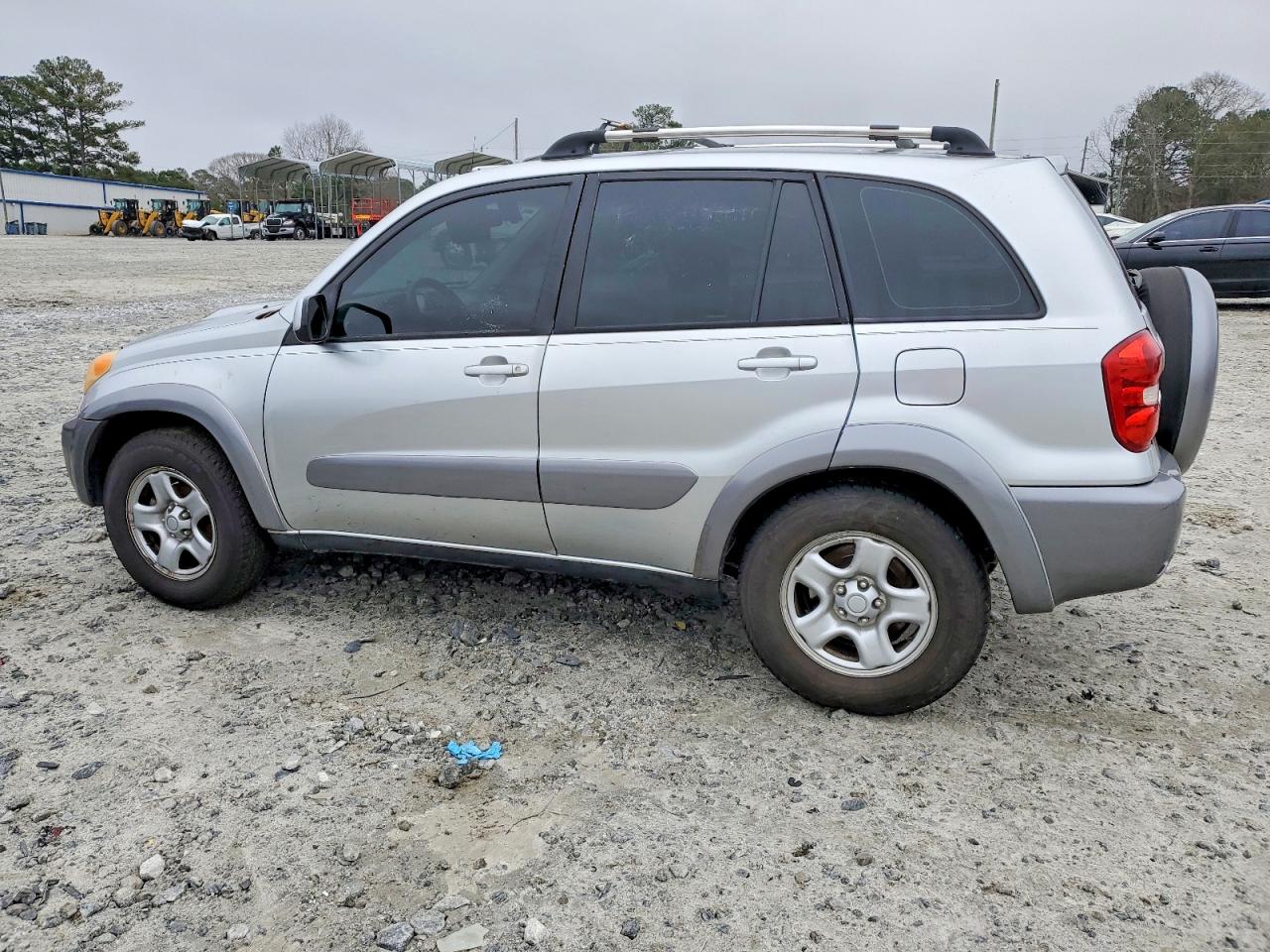 2004 TOYOTA RAV4 photo 2
