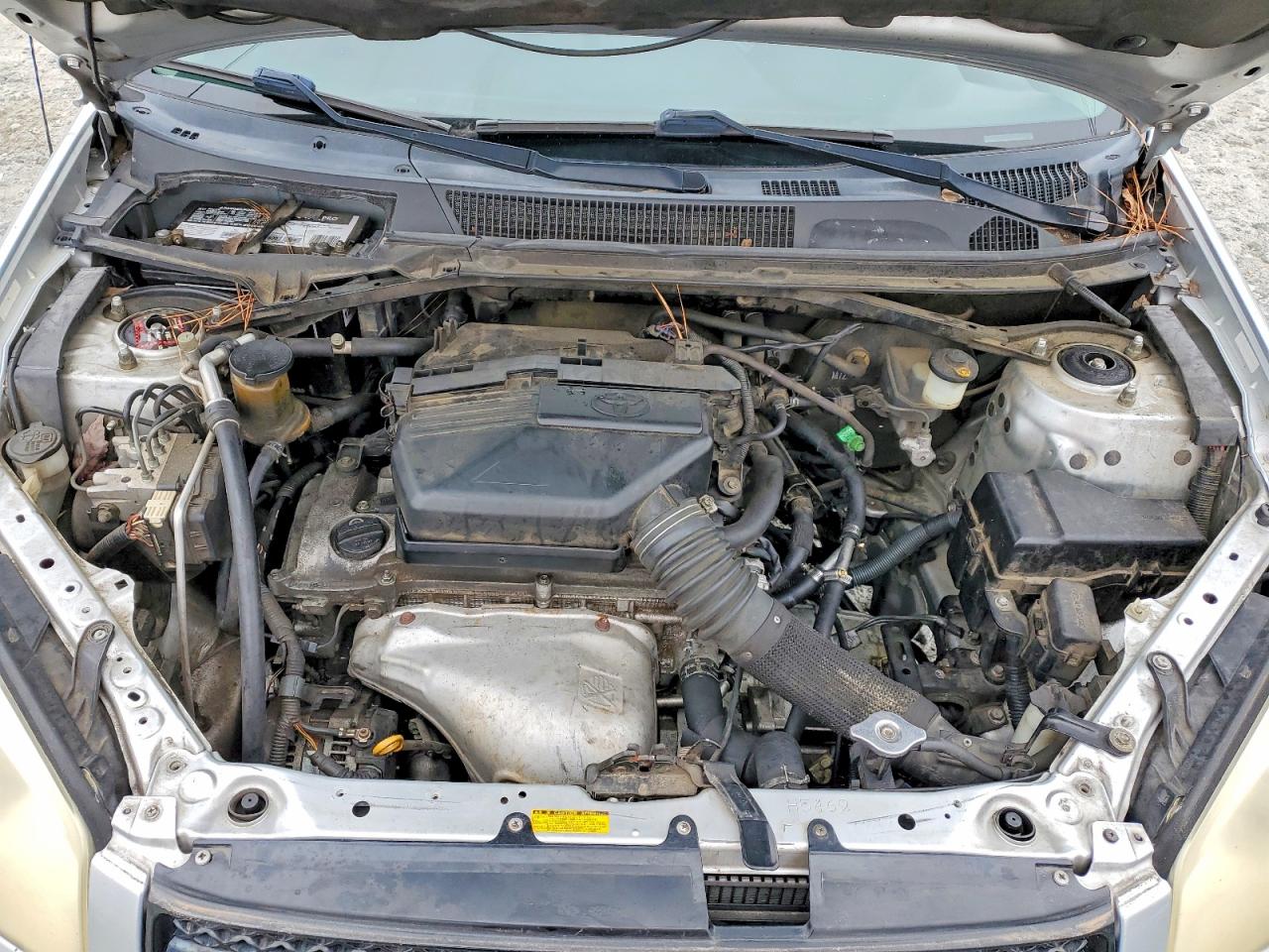 2004 TOYOTA RAV4 photo 12
