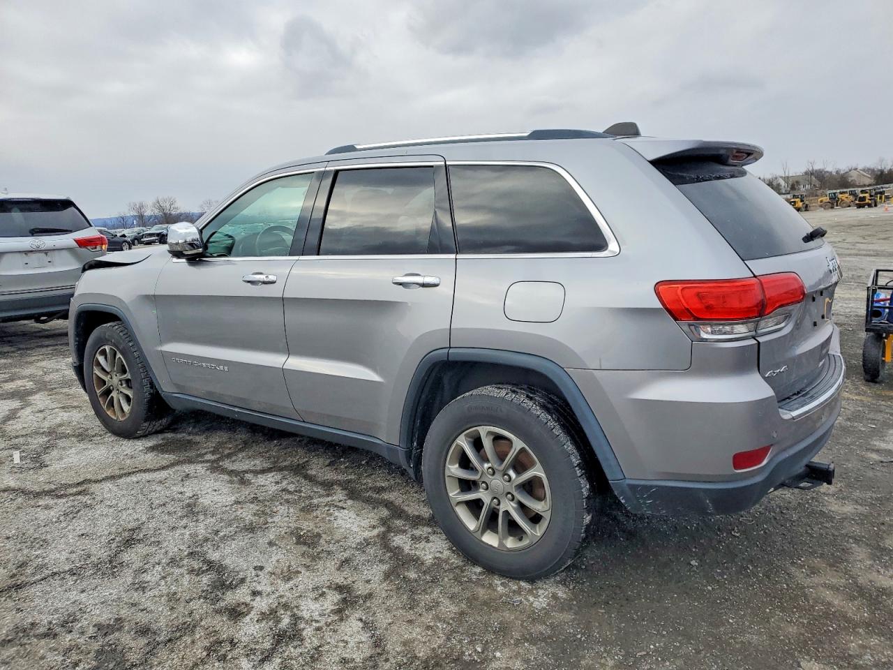 2016 JEEP GRAND CHEROKEE LIMITED photo 2
