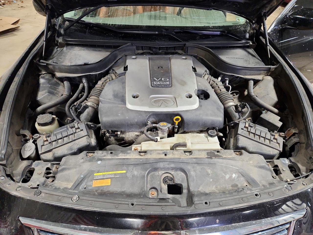 2013 INFINITI G37 photo 11