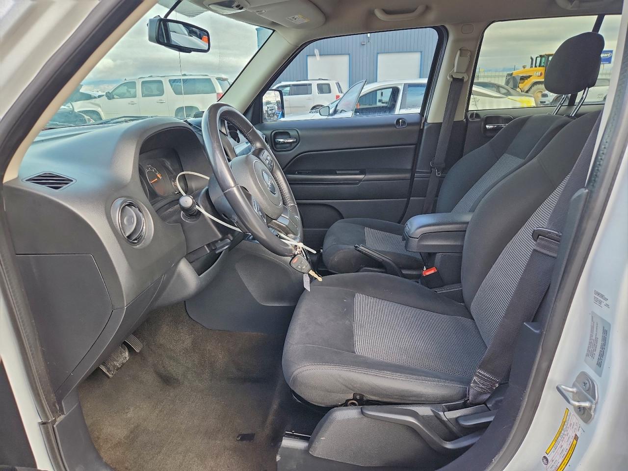 2015 JEEP PATRIOT LATITUDE photo 7