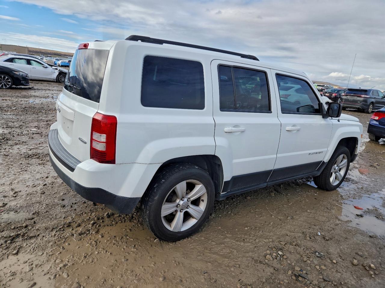 2015 JEEP PATRIOT LATITUDE photo 3