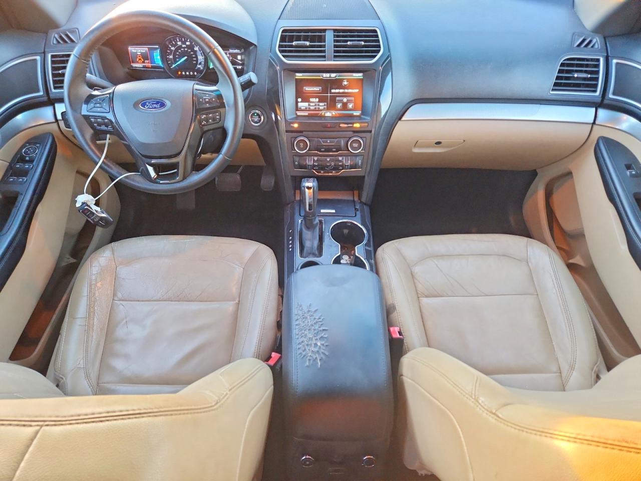2016 FORD EXPLORER XLT photo 22