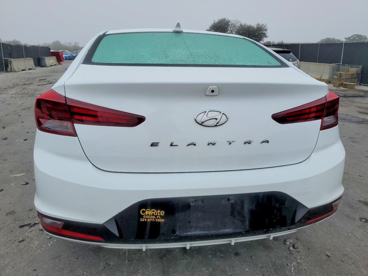 2020 HYUNDAI ELANTRA photo 11