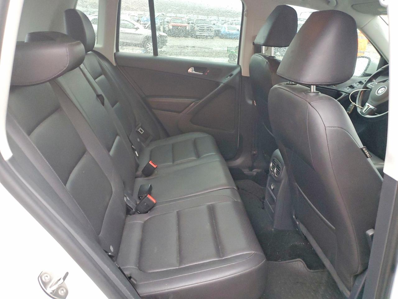 2016 VOLKSWAGEN TIGUAN S photo 21