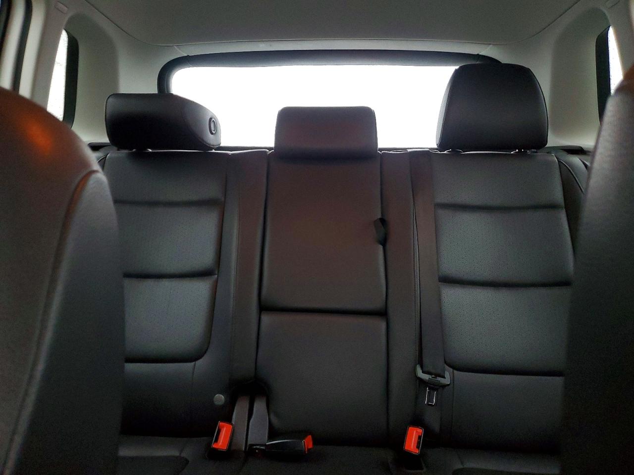 2016 VOLKSWAGEN TIGUAN S photo 19