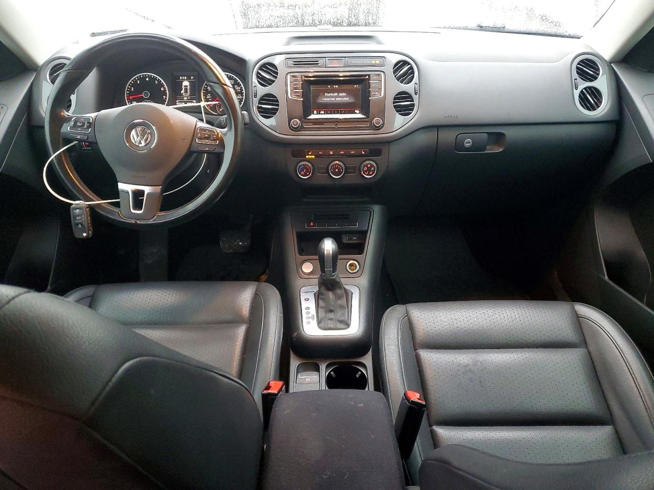 2016 VOLKSWAGEN TIGUAN S photo 15
