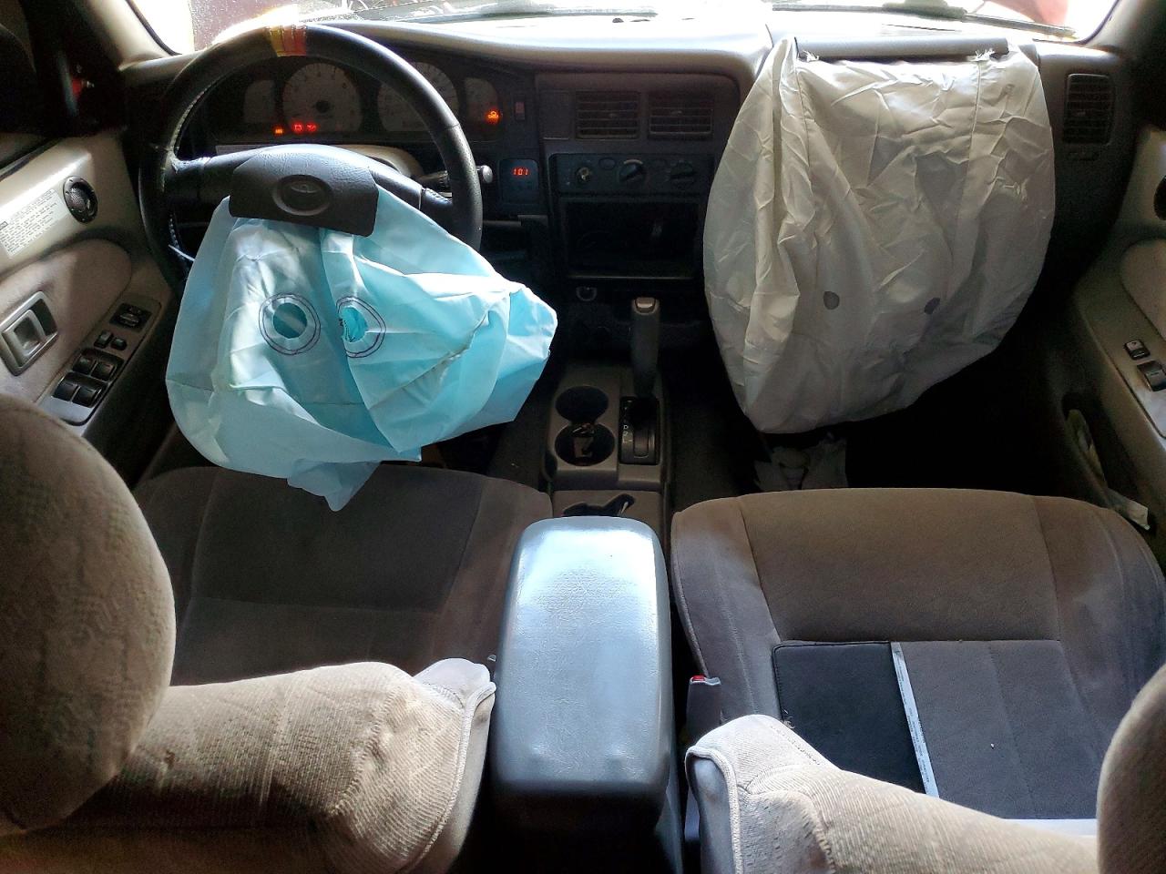2002 TOYOTA TACOMA PRERUNNER V6 photo 22