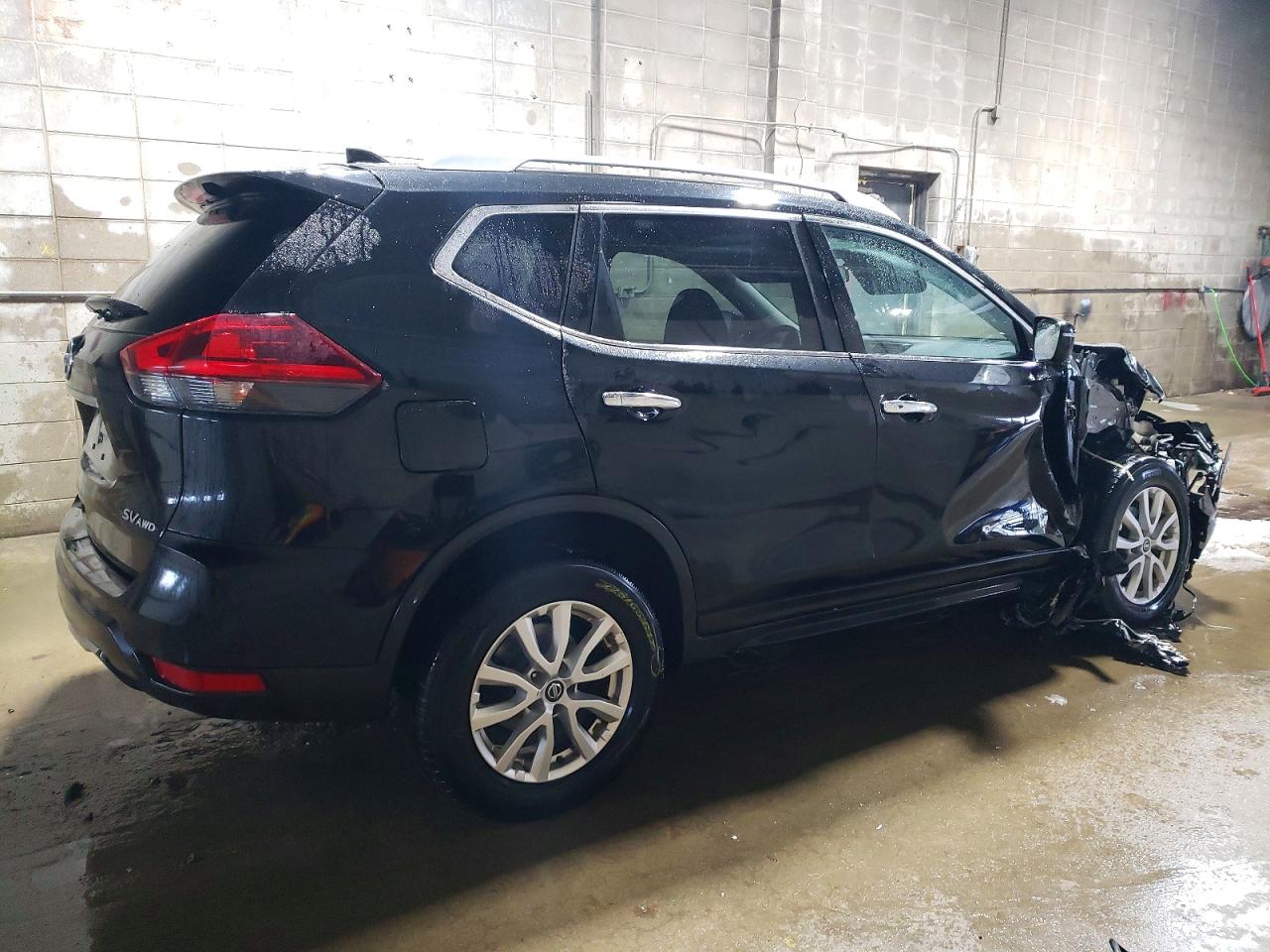 2018 NISSAN ROGUE S photo 3