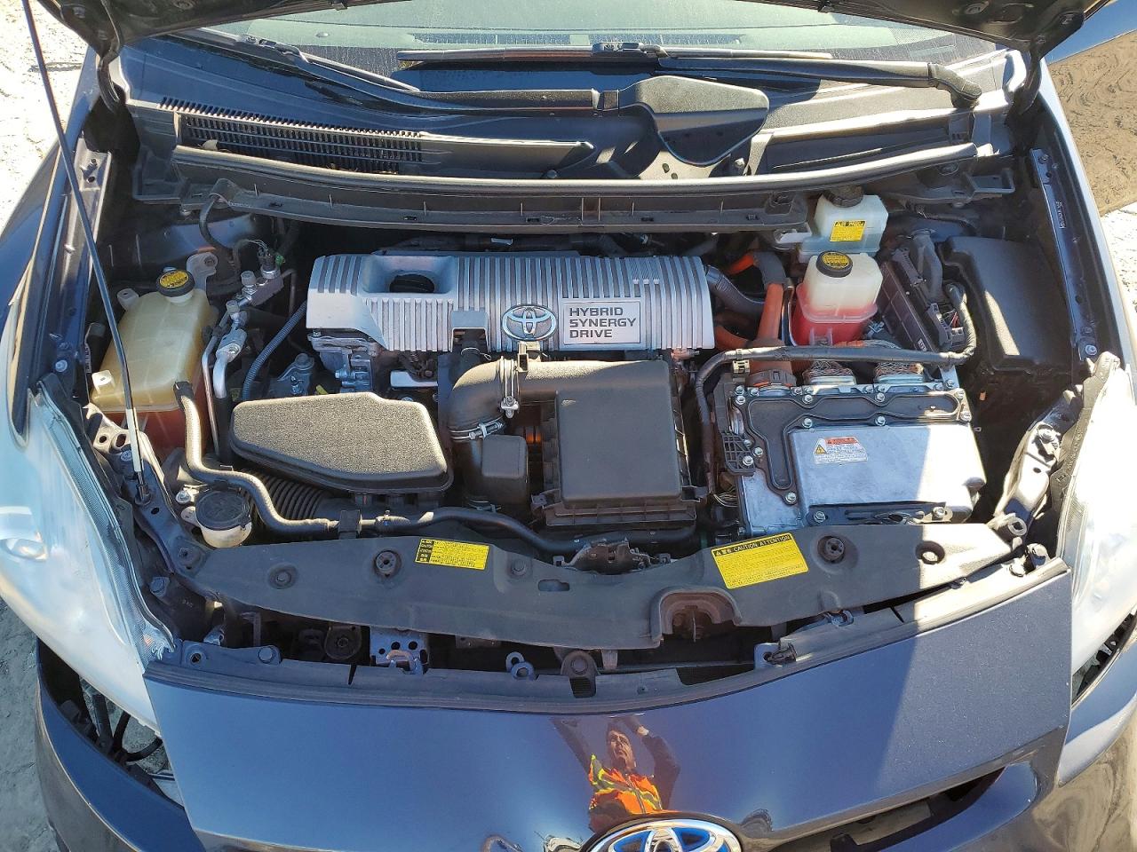2010 TOYOTA PRIUS photo 11