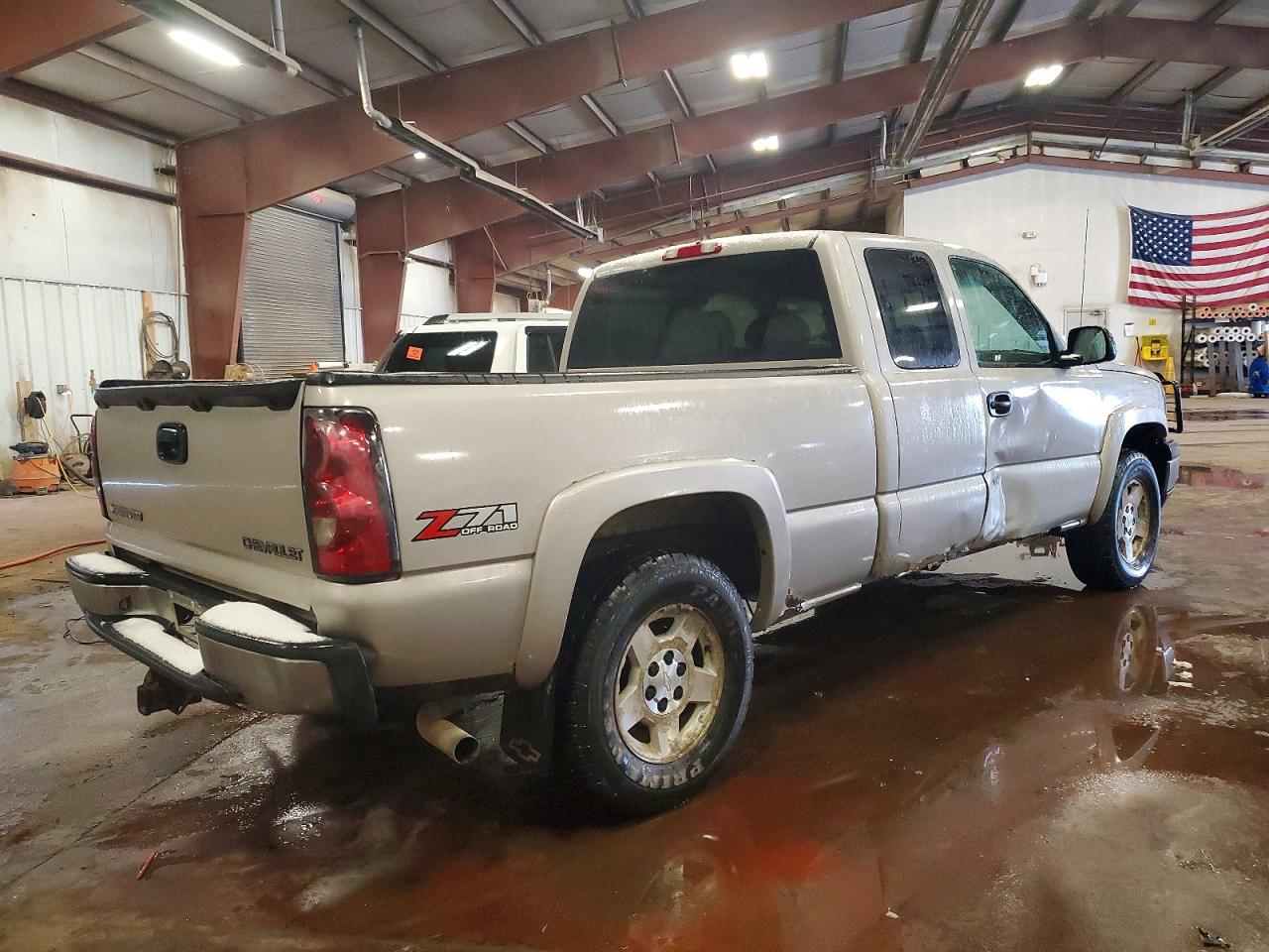2005 CHEVROLET SILVERADO K1500 photo 5