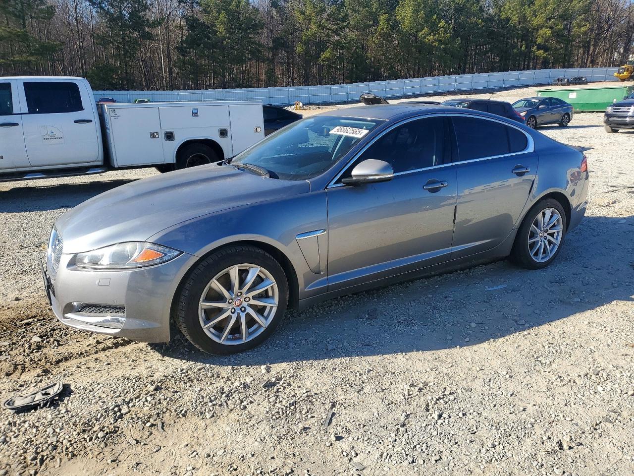 2015 JAGUAR XF