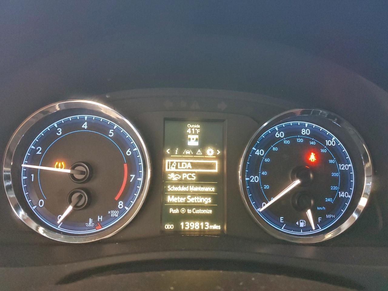 2017 TOYOTA COROLLA L photo 9