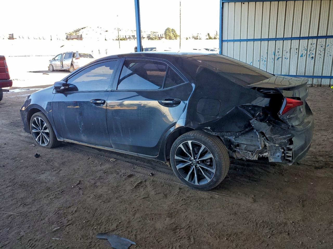 2017 TOYOTA COROLLA L photo 2