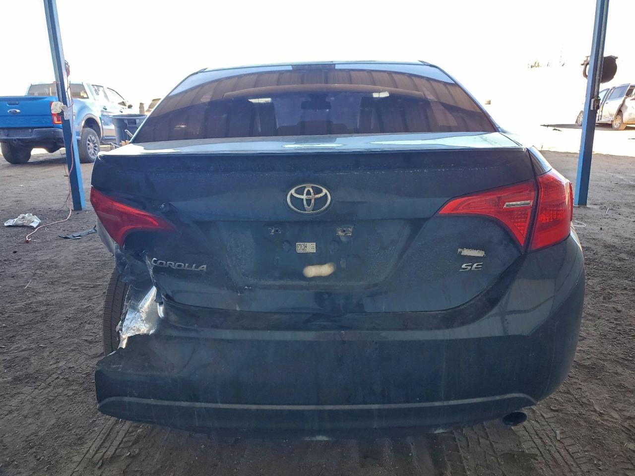 2017 TOYOTA COROLLA L photo 6