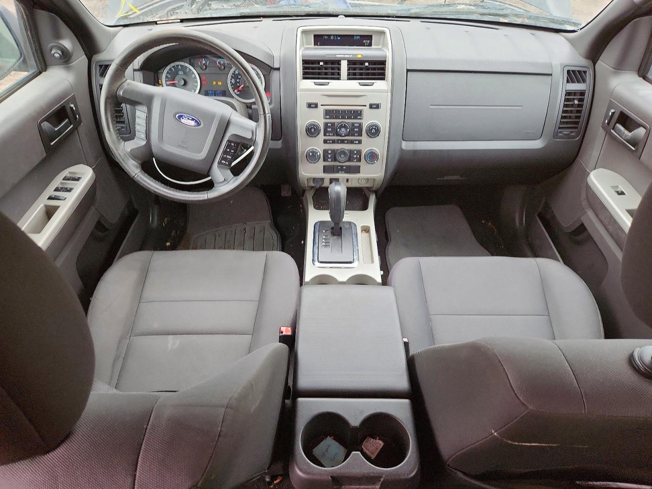 2012 FORD ESCAPE XLT photo 8