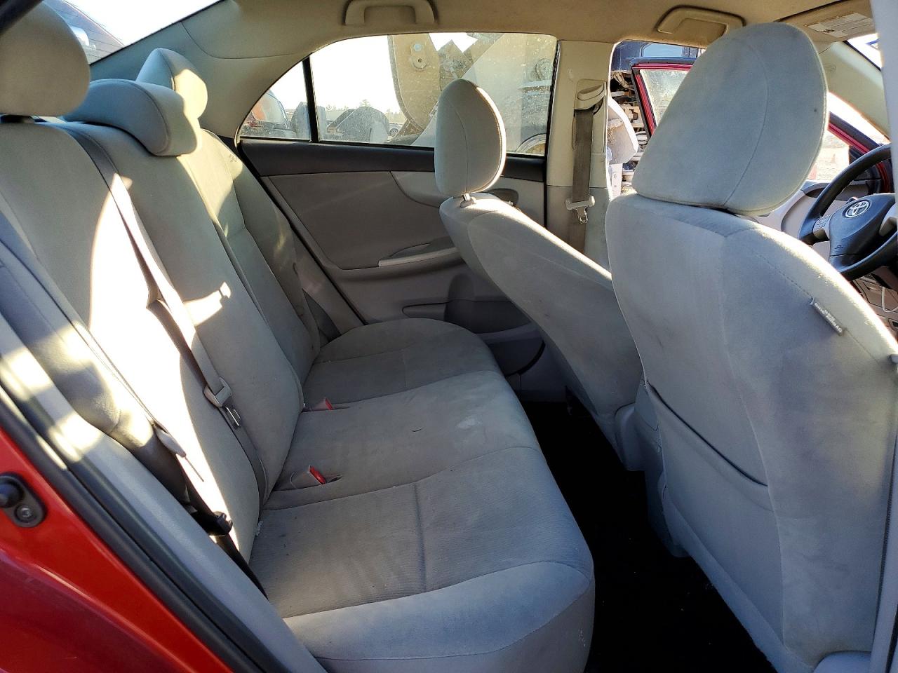 2013 TOYOTA COROLLA BASE photo 10