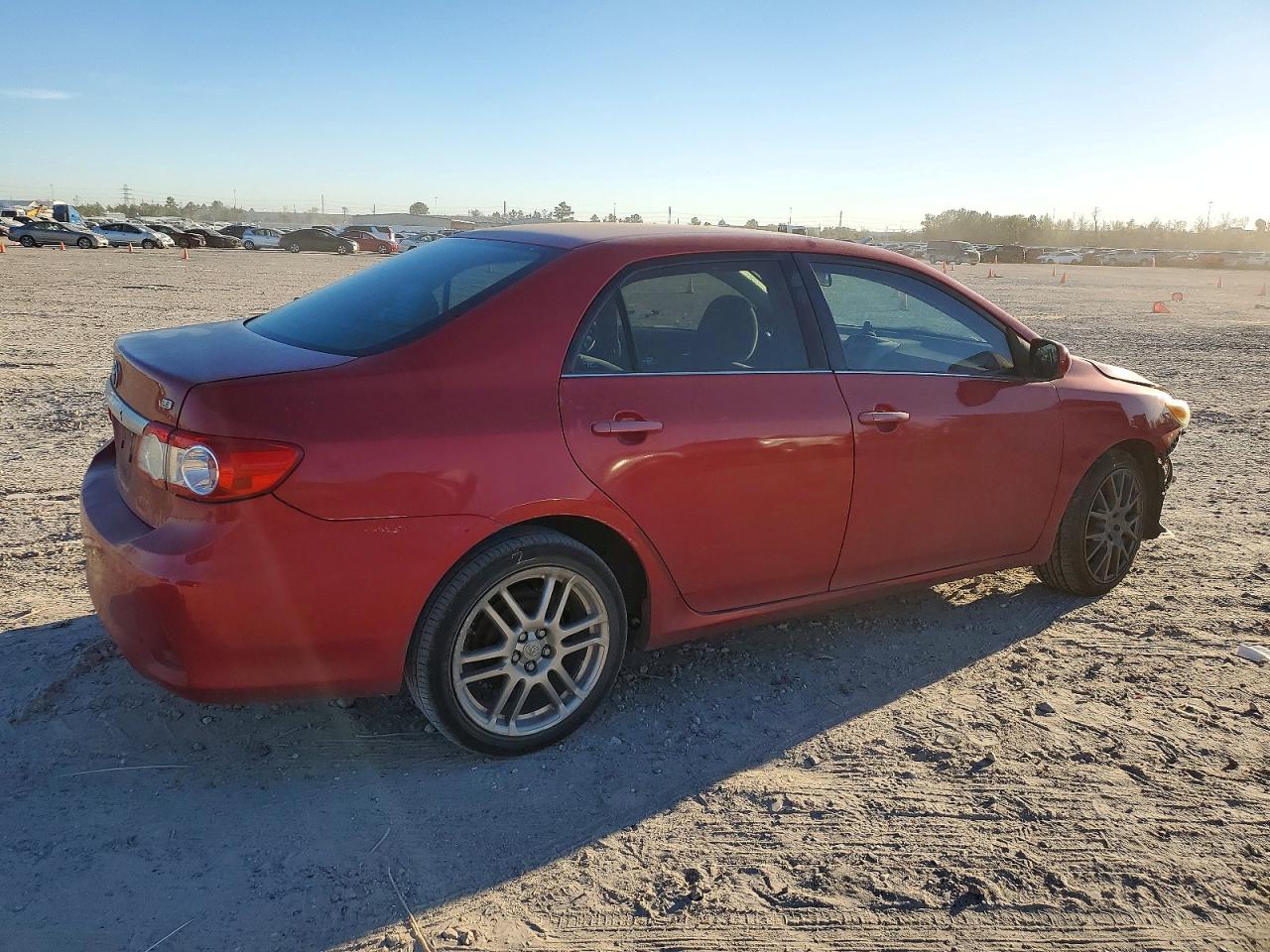 2013 TOYOTA COROLLA BASE photo 3
