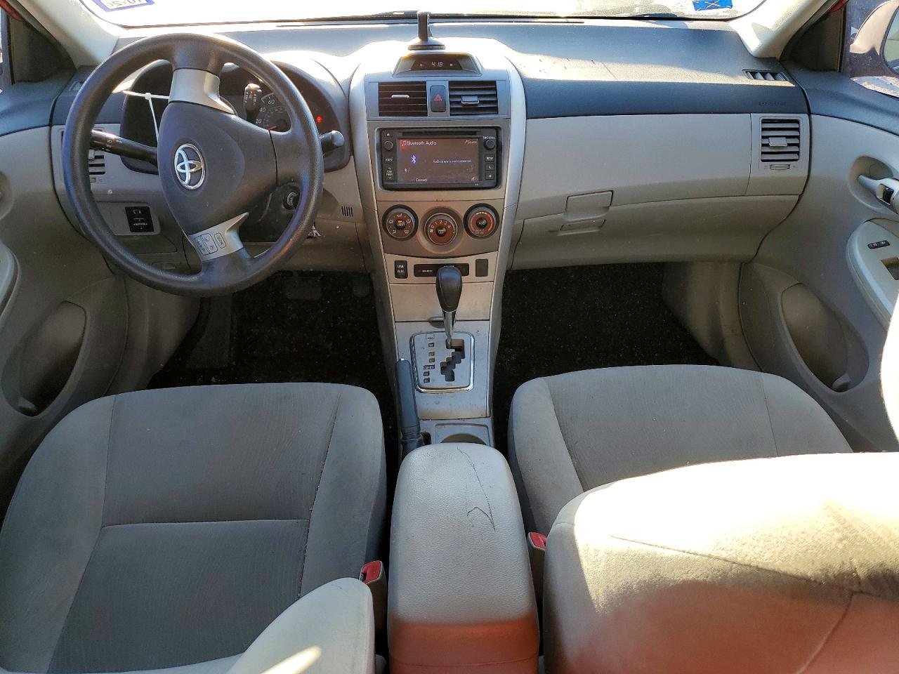 2013 TOYOTA COROLLA BASE photo 8