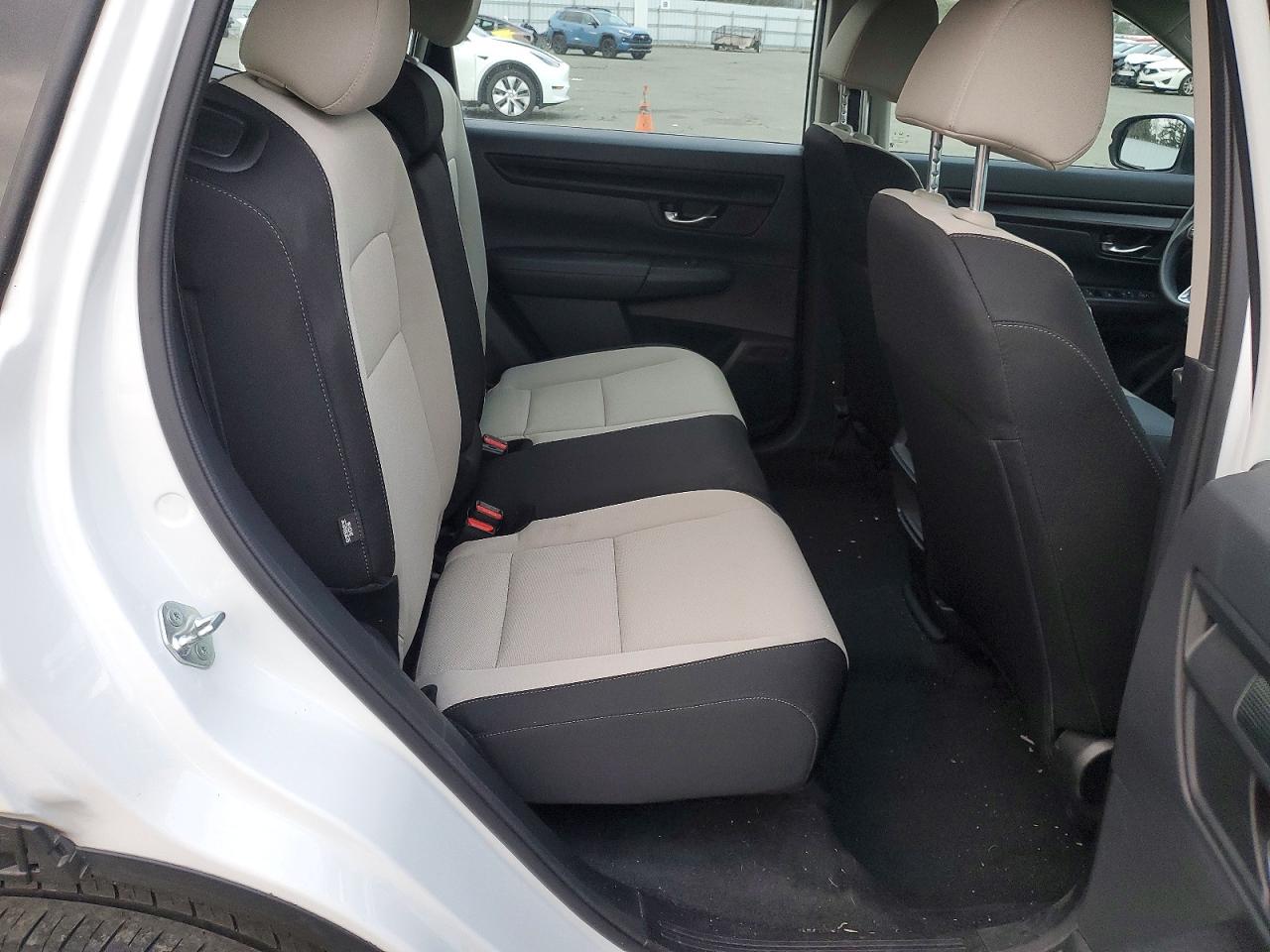 2024 HONDA CR-V LX photo 11
