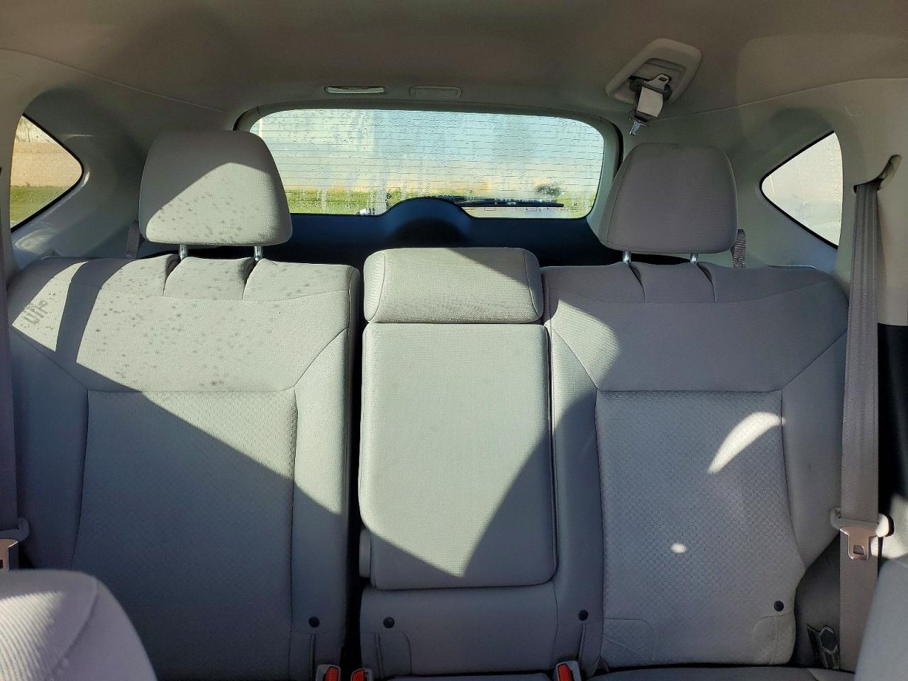 2015 HONDA CR-V LX photo 10