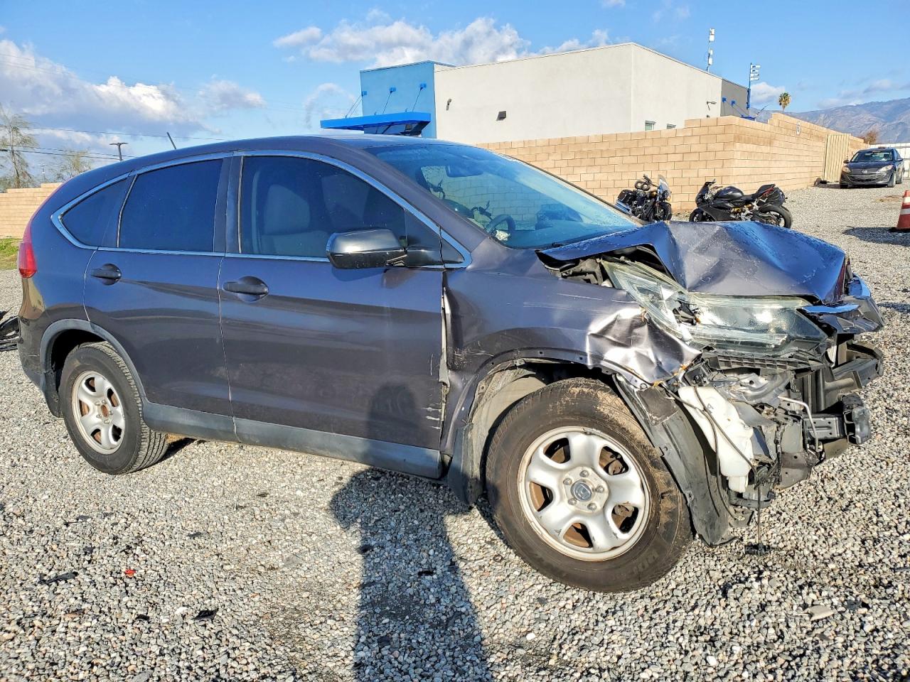 2015 HONDA CR-V LX photo 4