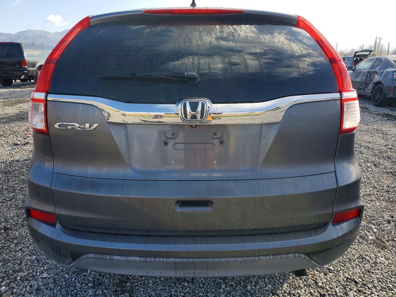 2015 HONDA CR-V LX photo 6