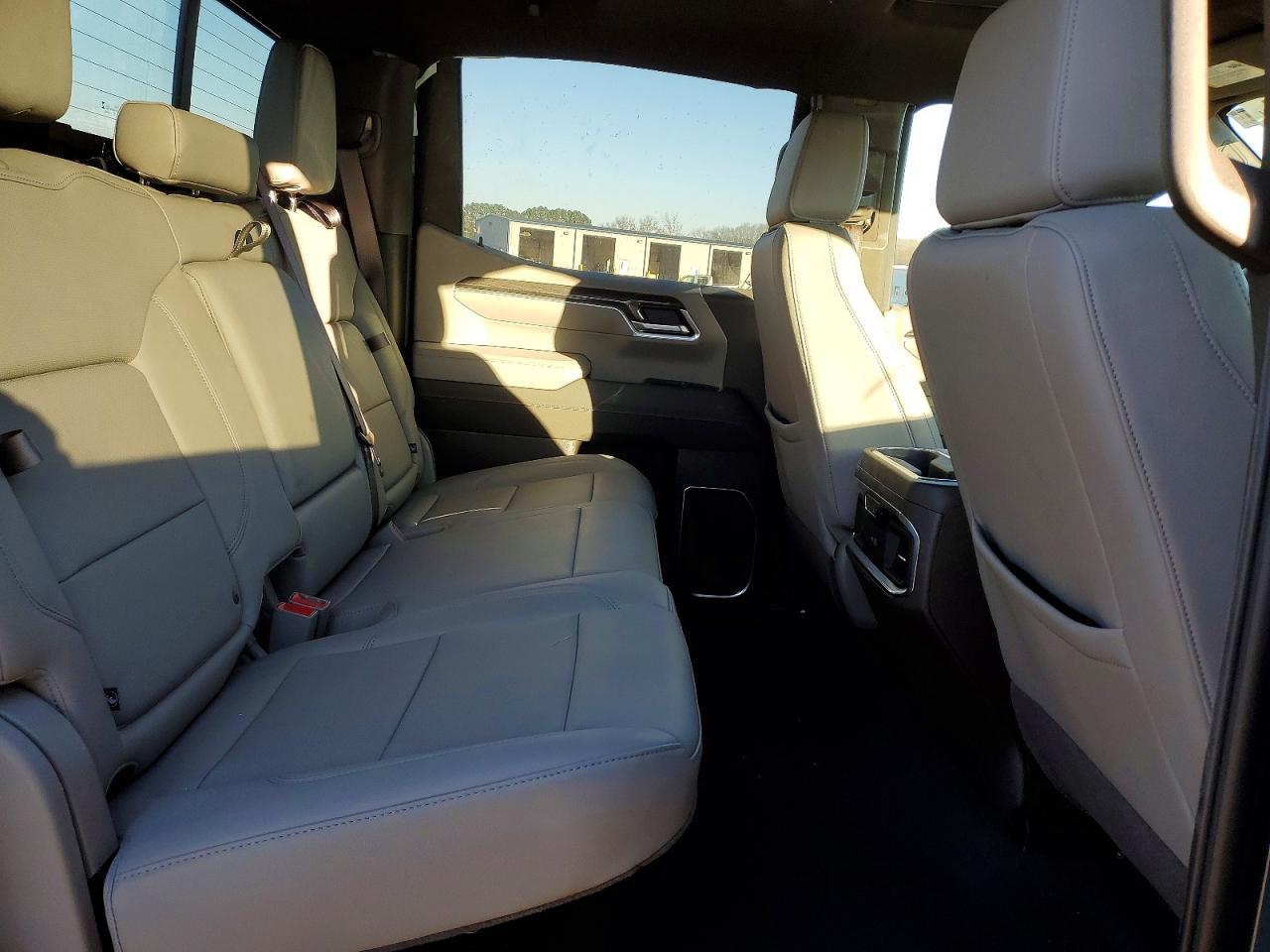 2025 CHEVROLET SILVERADO K1500 LTZ photo 10
