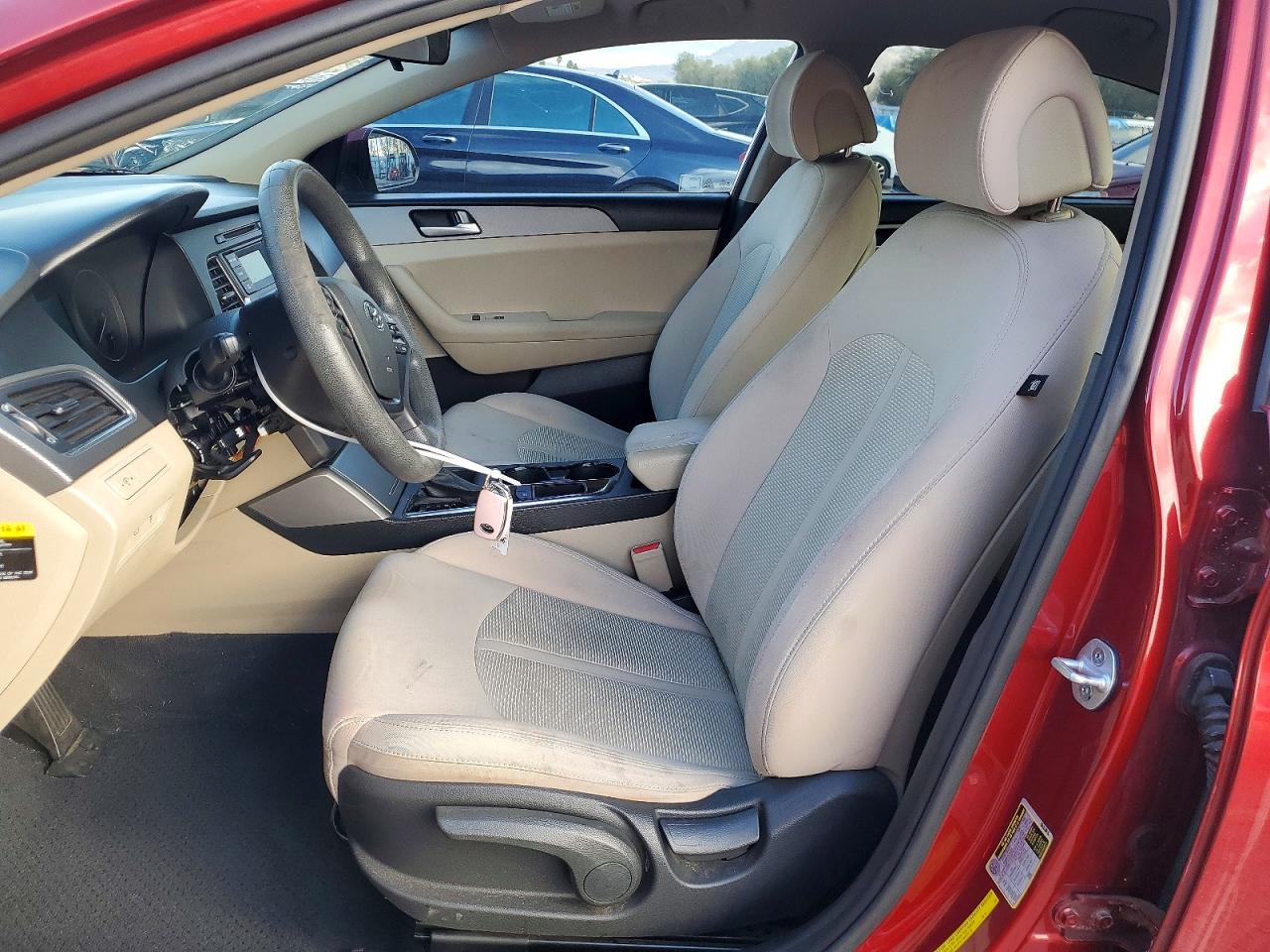 2015 HYUNDAI SONATA SE photo 13