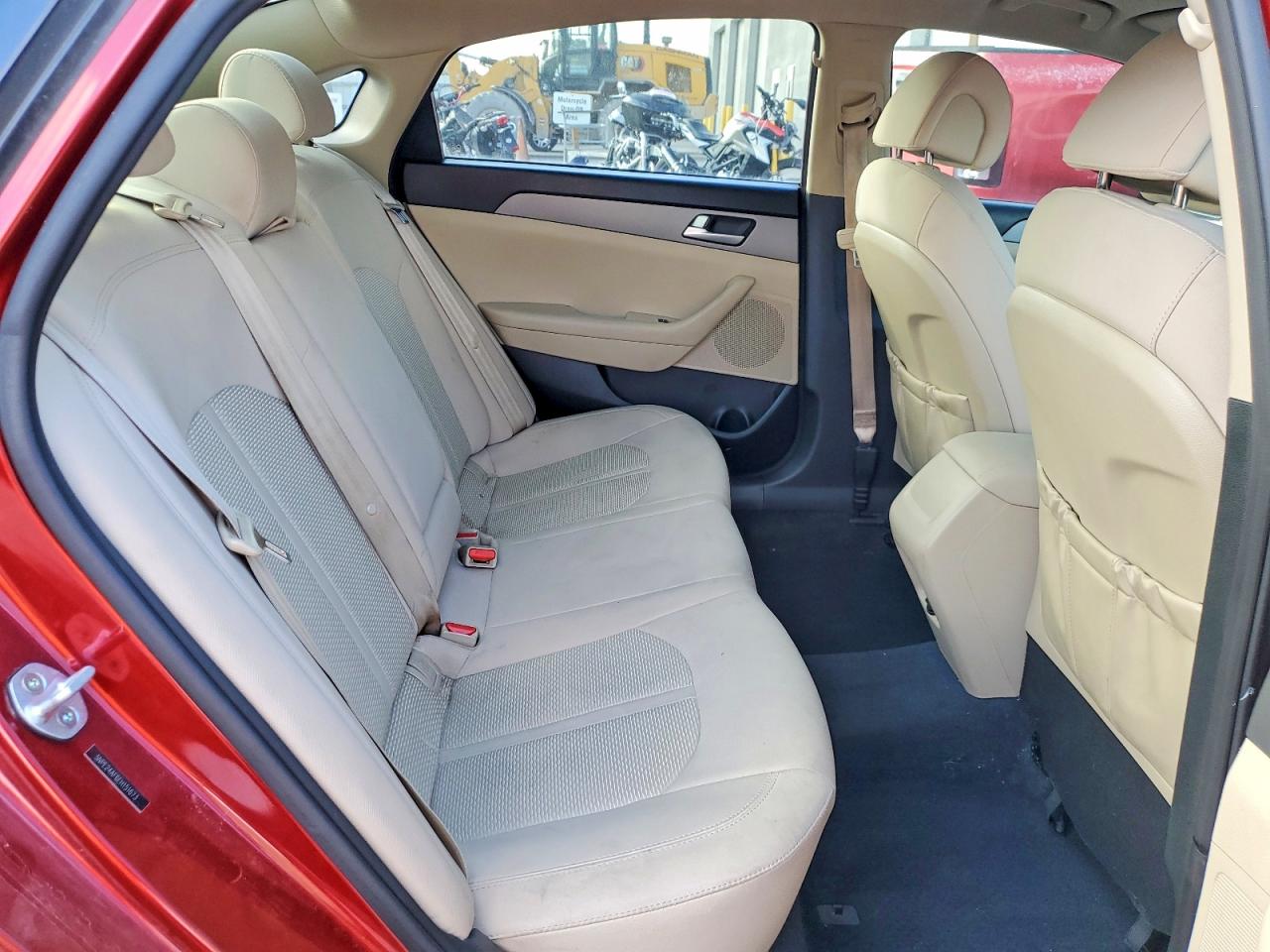 2015 HYUNDAI SONATA SE photo 19