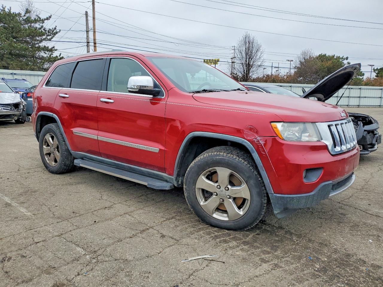 2011 JEEP GRAND CHEROKEE LIMITED photo 4