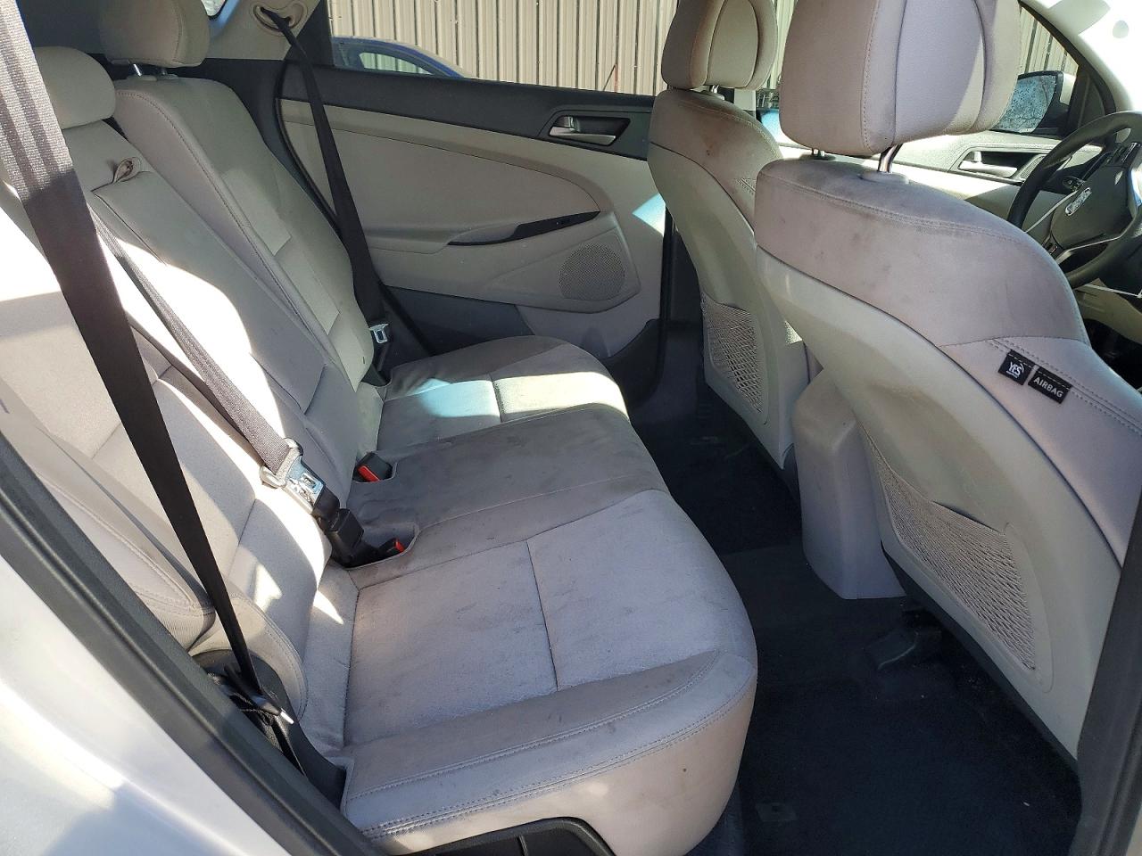 2018 HYUNDAI TUCSON SE photo 31