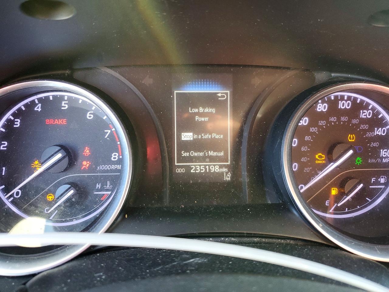 2018 TOYOTA CAMRY L photo 9