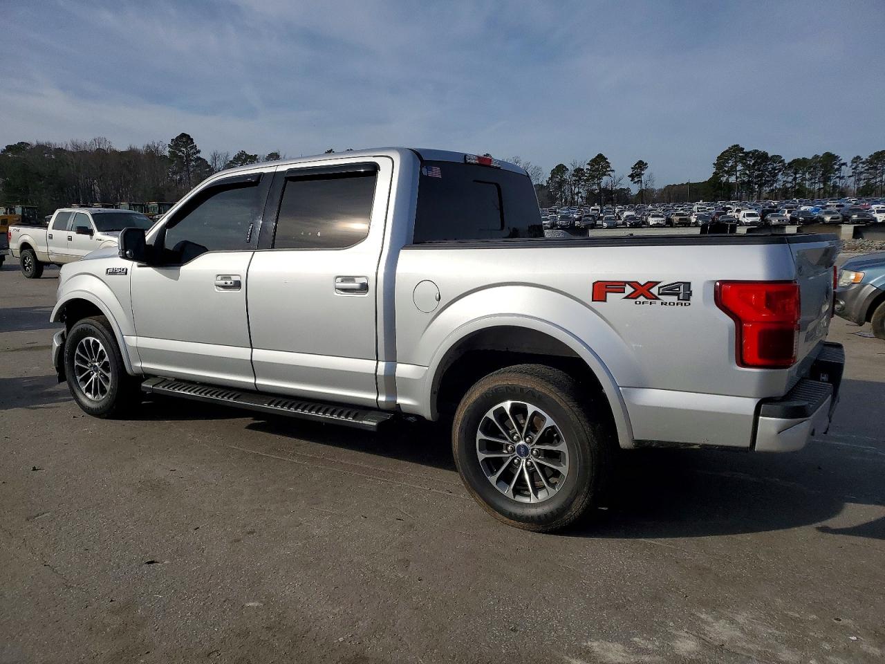 2019 FORD F150 SUPERCREW photo 2